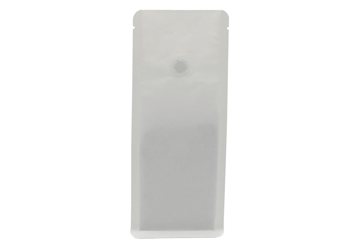 500 Stk. Kaffeebeutel für 1.000g, Flachbodenbeutel aus Kraftpapier WEISS inkl. Ventil - kaffeeverpackung.com